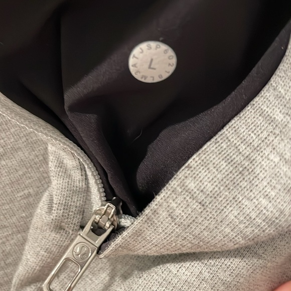 lululemon athletica Gray Men's Sweater - Picture 3 of 3